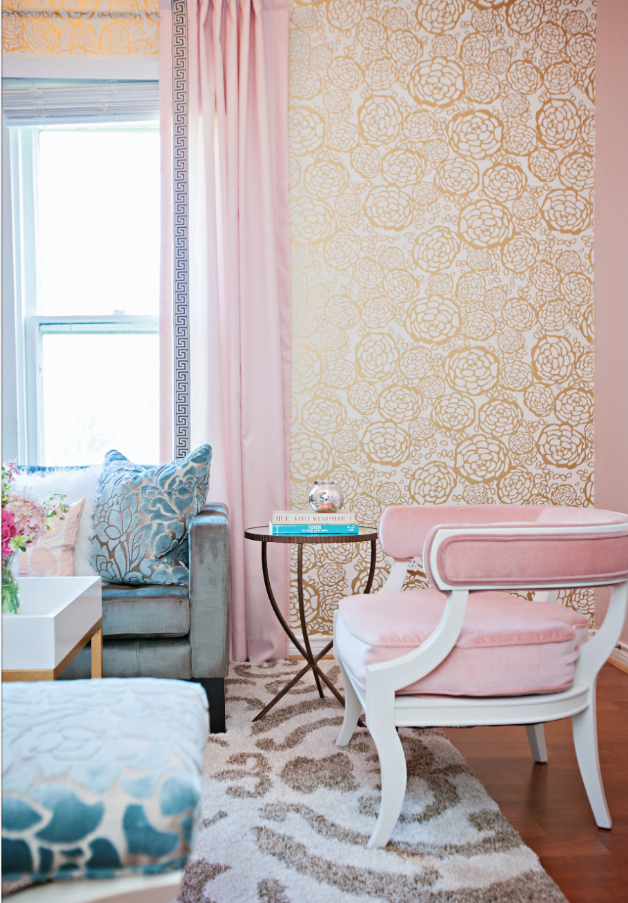 Спальня в нежных пастельных тонах