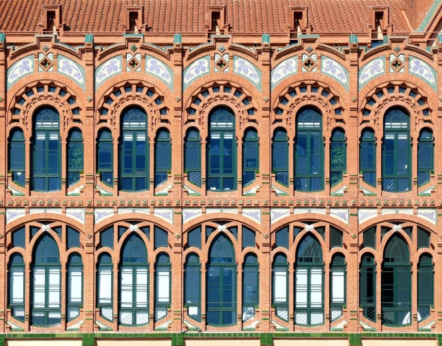 Модерн ар нуво архитектура окно