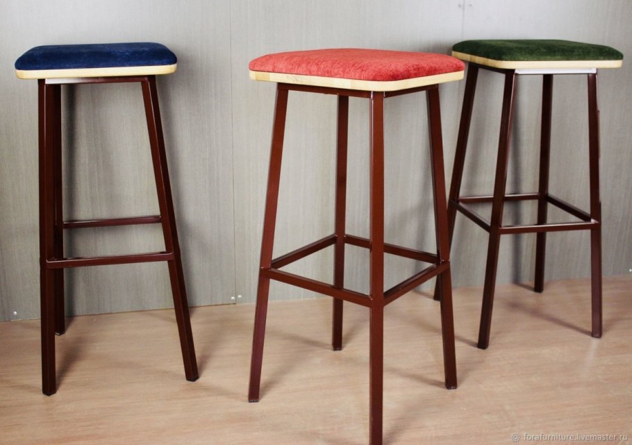 Табурет Мерлин-3