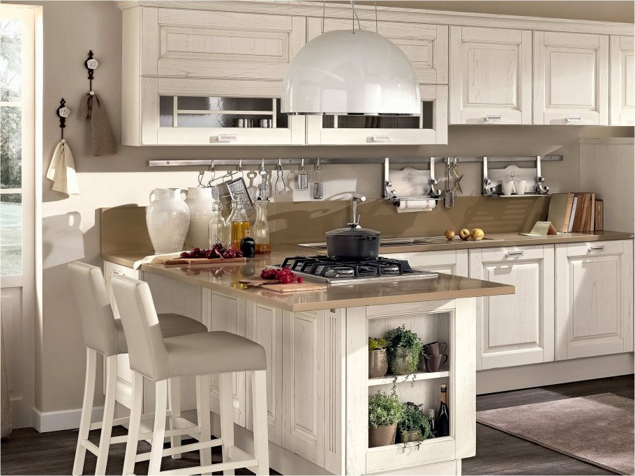 Барный стол с полками