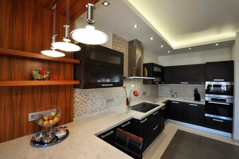 Интерьер угловой кухни 12 кв.м