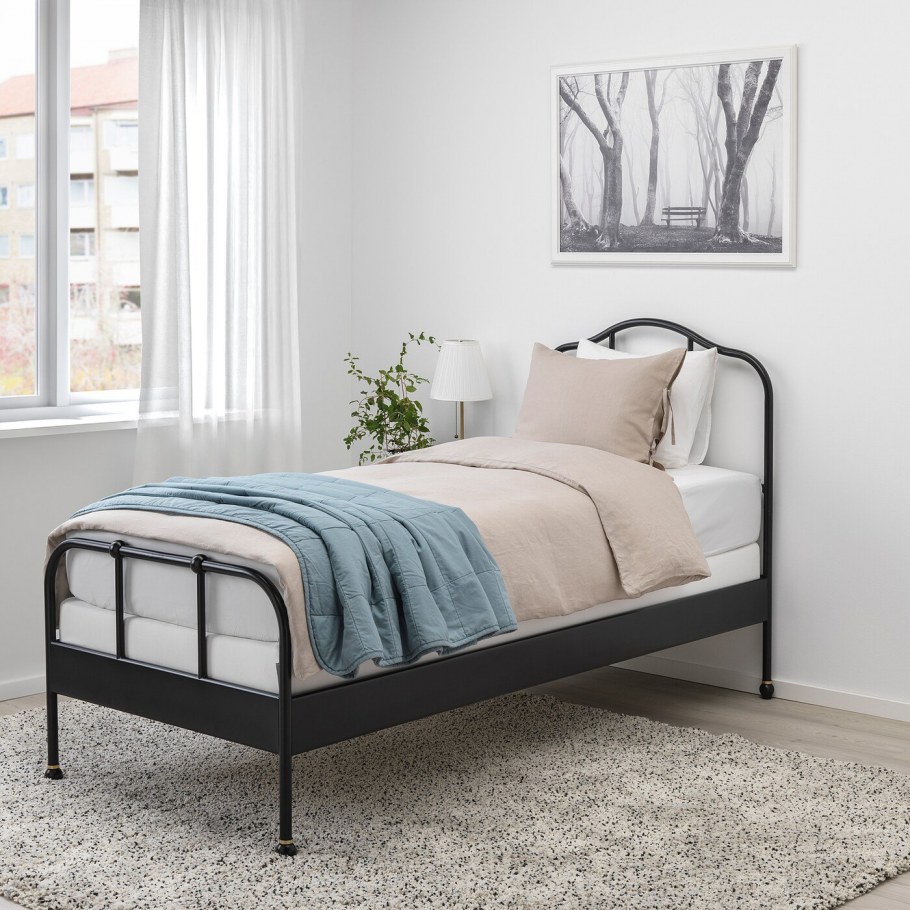 Sagstua ikea кровать