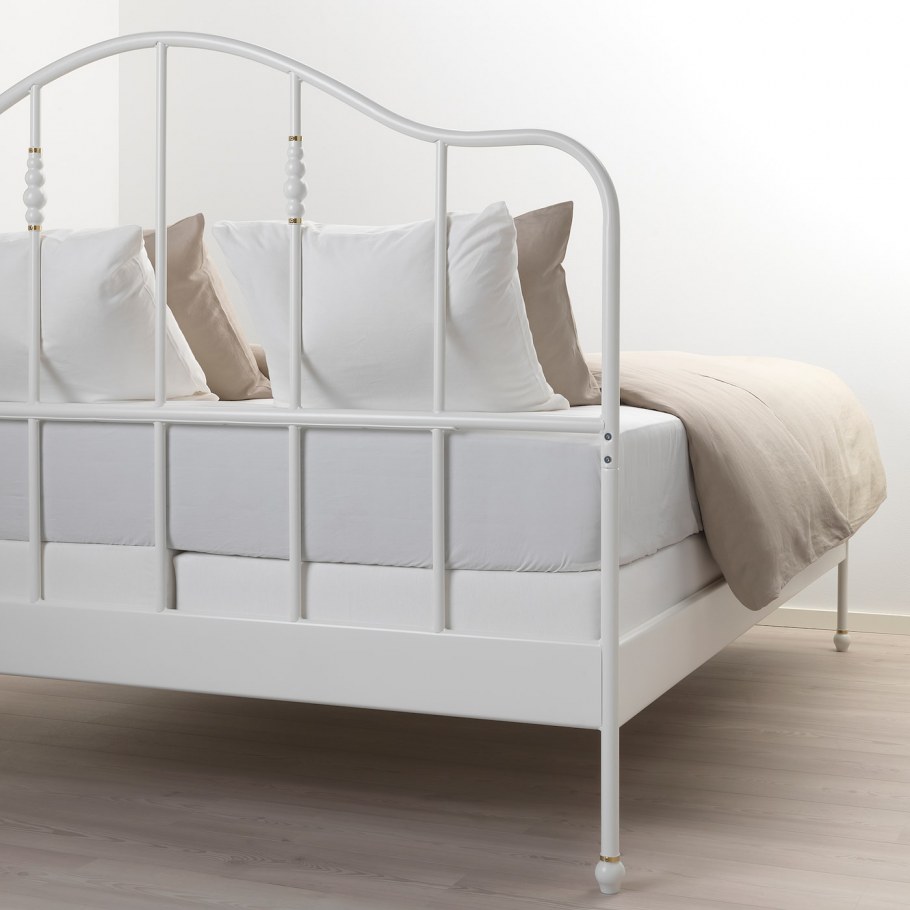 Кровать ikea Сагстуа