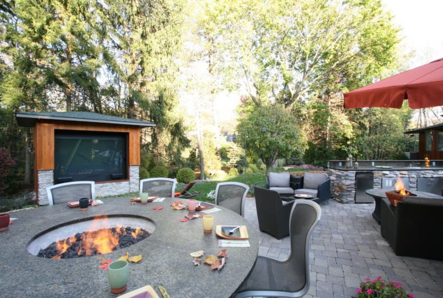 Уличный камин для костра