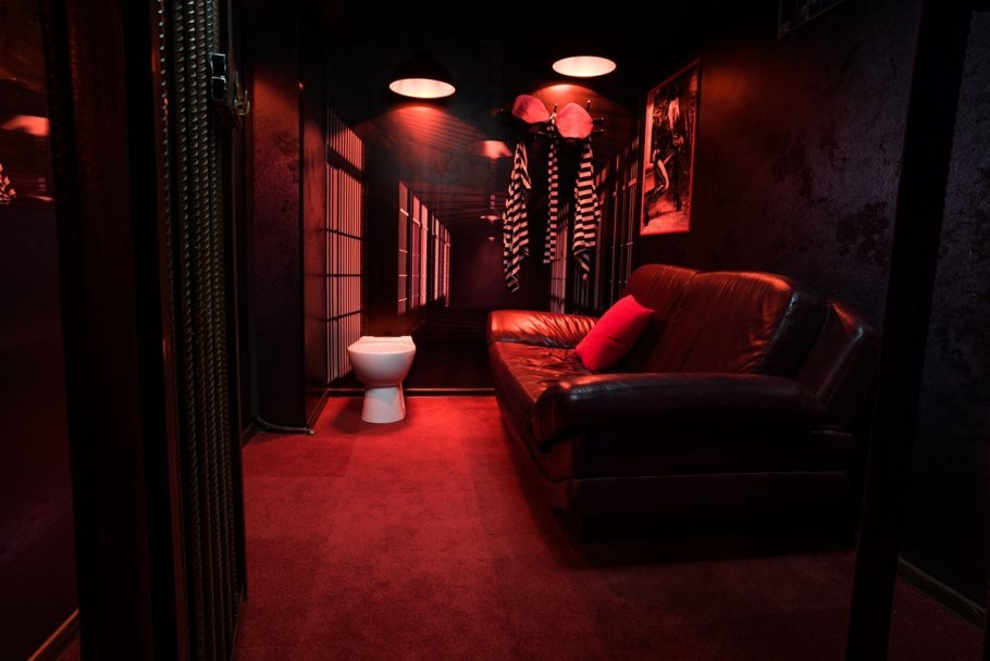 Стрип клуб вип комната