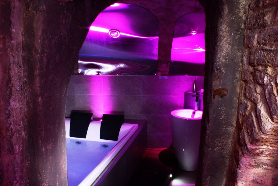 Приват комната в клубе