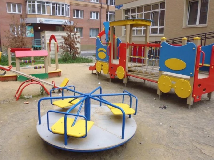 Детские площадки во двор