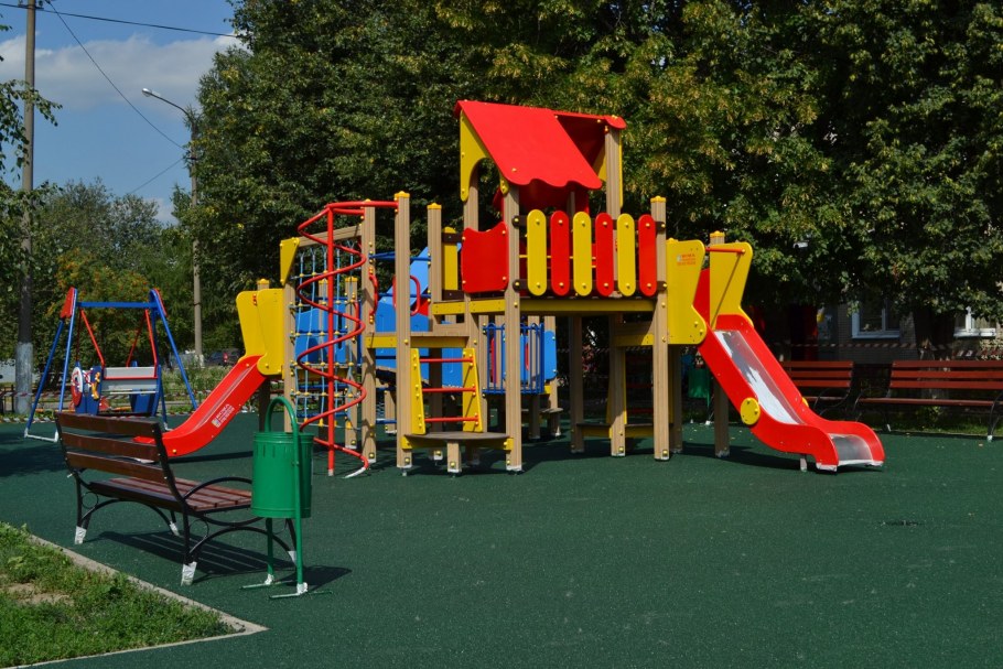 Детские площадки во двор