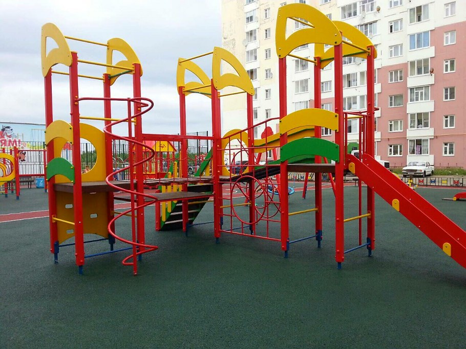 Дворовые спортивные площадки