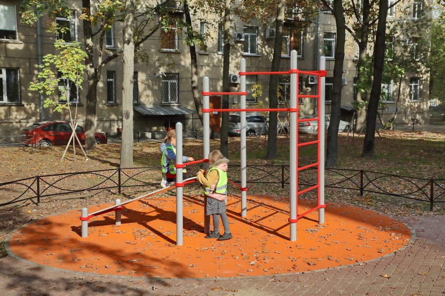 Свременная детская площадка DJ ldjht