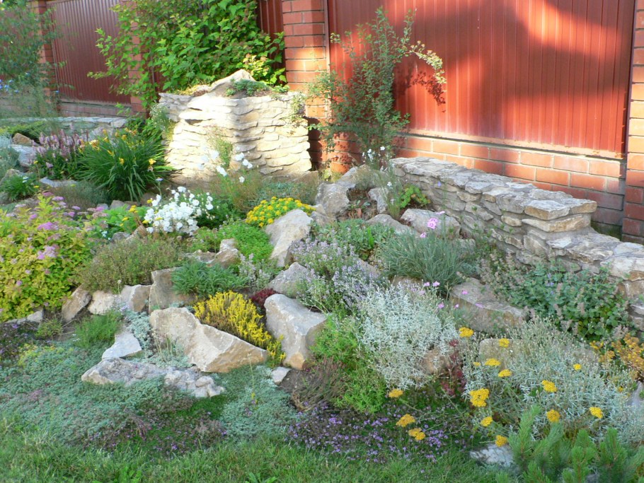 Укладка камней для альпийской горки