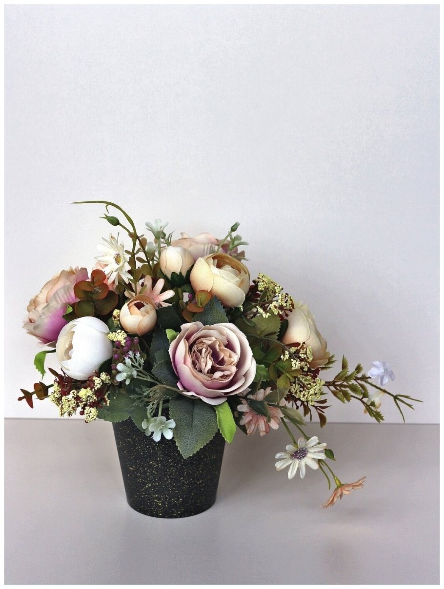 Композиции из искусственных цветов для интерьера