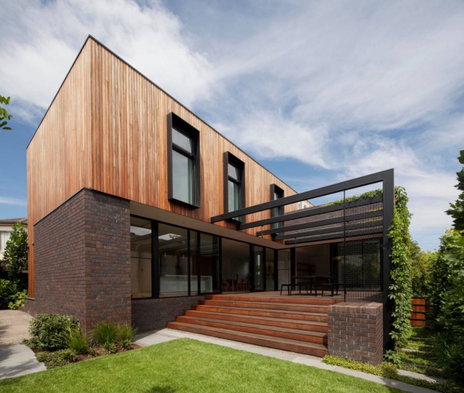 Дом с плоской крышей монолит 170 м