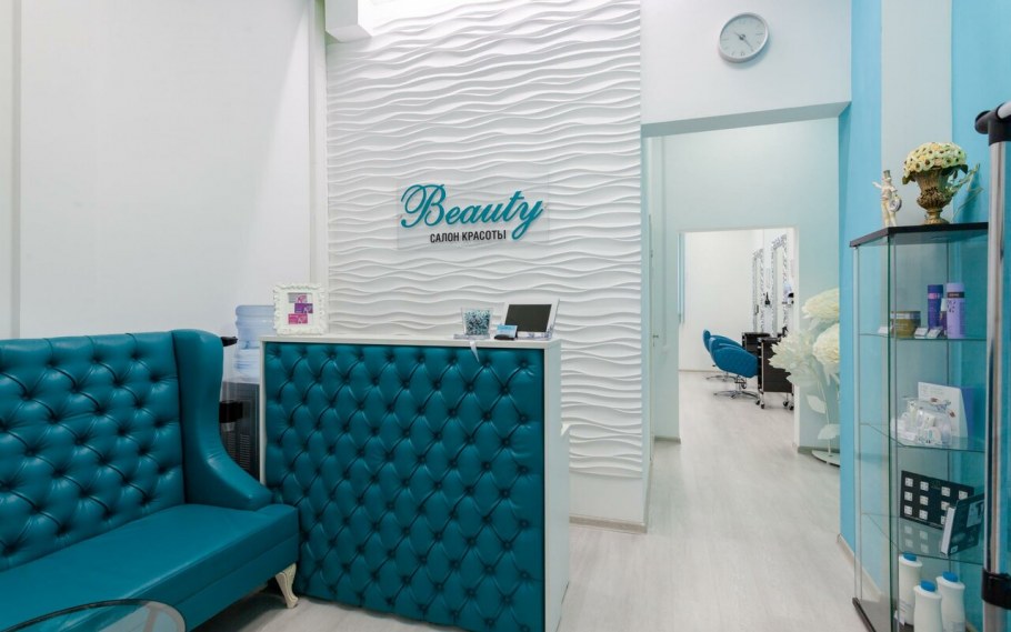 Салон красоты в бирюзовых тонах