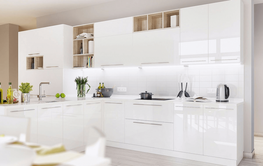 Светлая глянцевая кухня