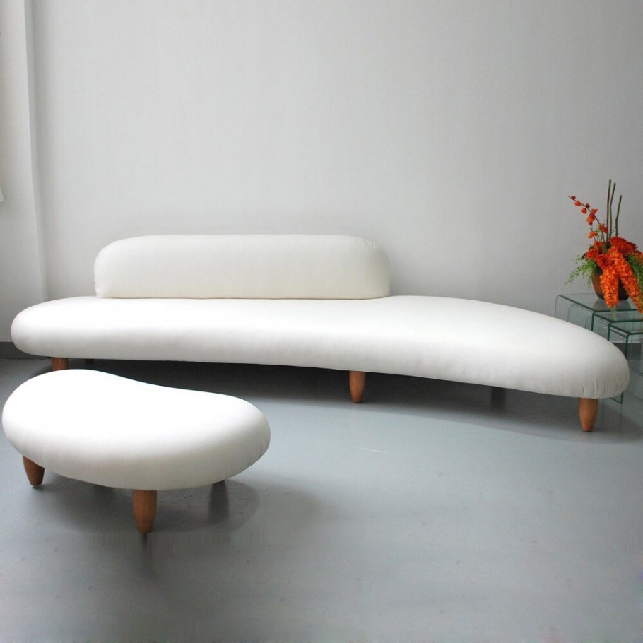 Диван нестандартной формы