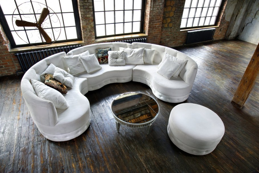 Необычный дизайнерский диван