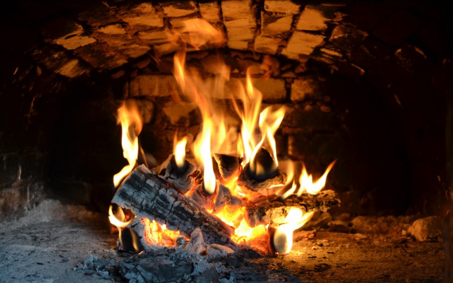 Дровяная печь-камин Fireplace Sirocco