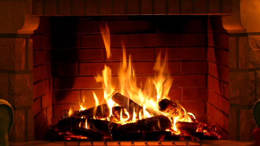 Огонь в камине