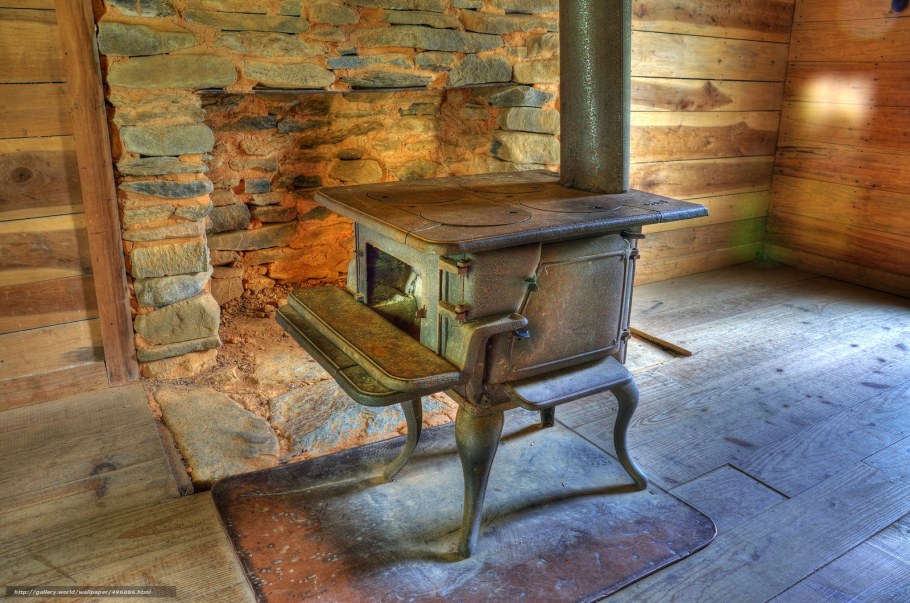 Огонь в камине вид сверху