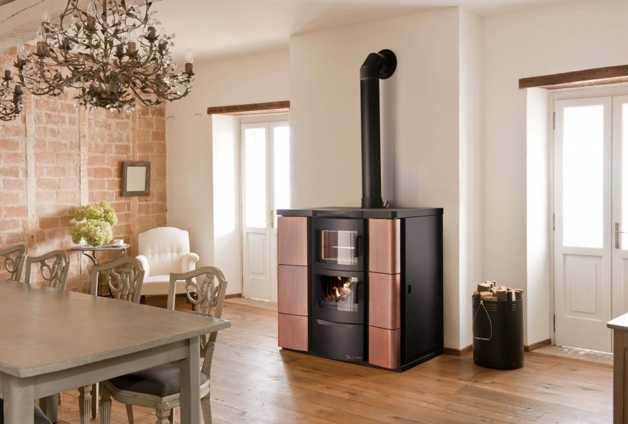 Древний камин