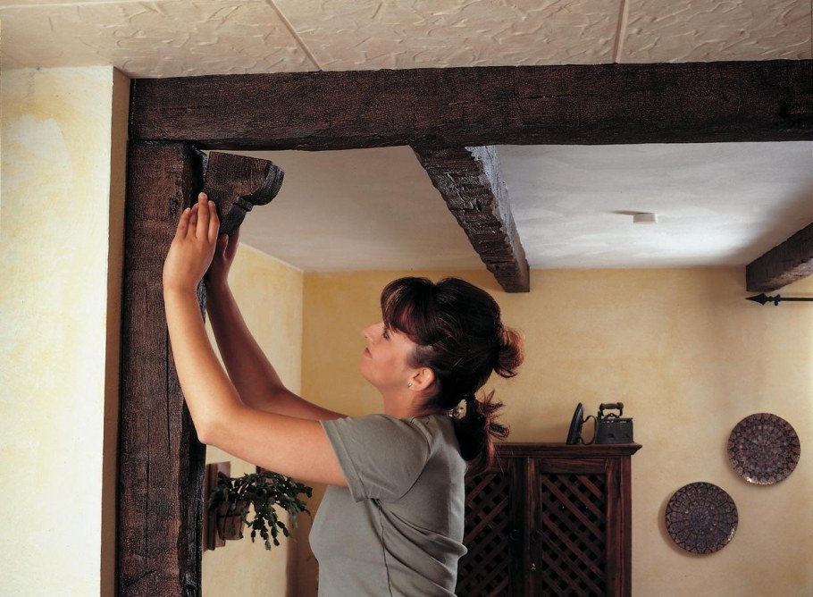 Декоративная балка на потолок