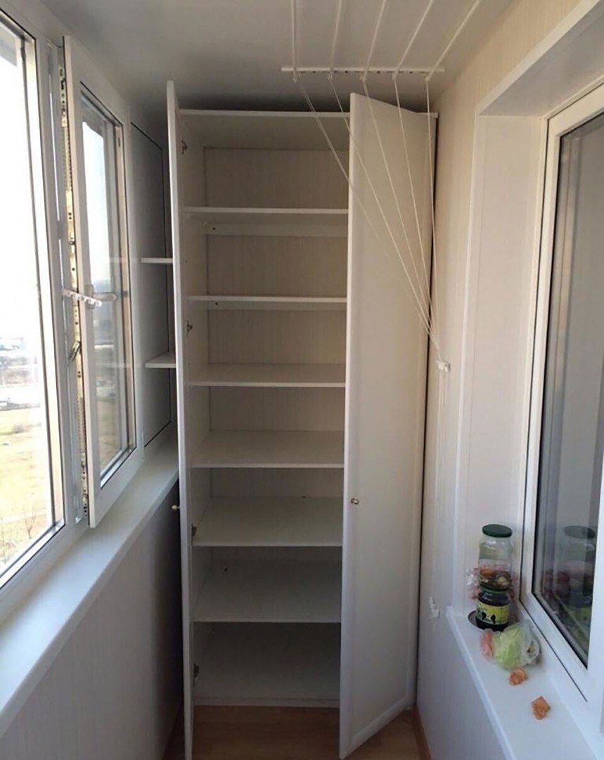 Шкаф стеллаж на балкон