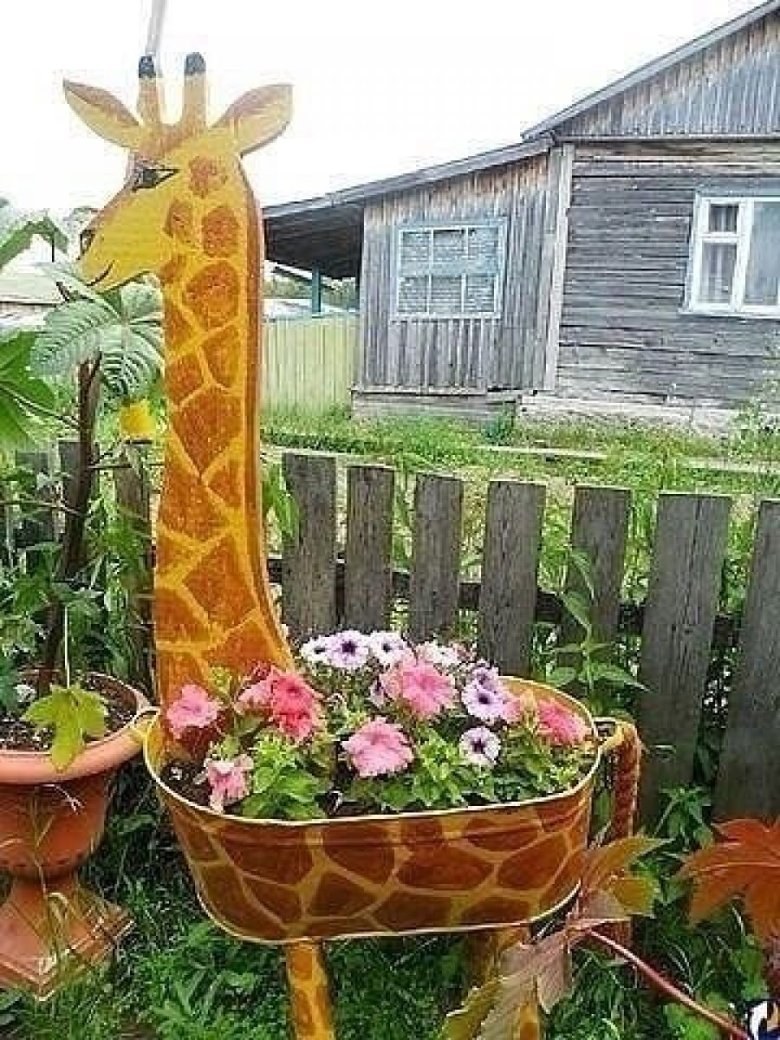 Оригинальные украшения для сада