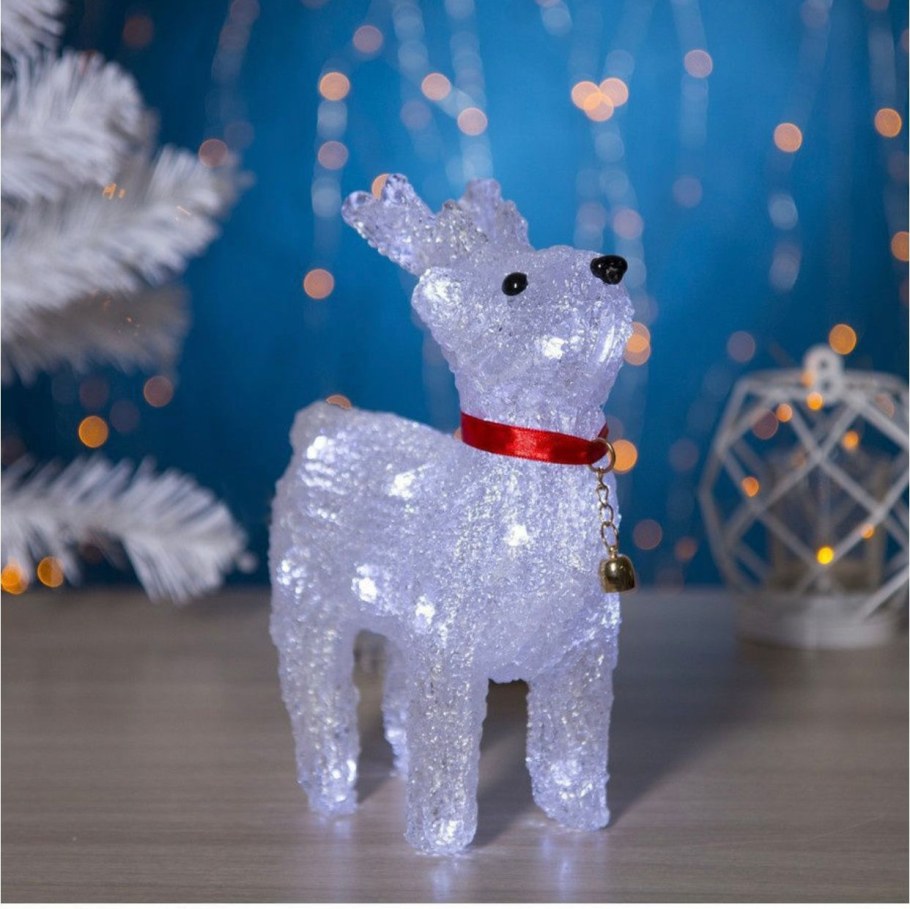 Фигурки светящиеся новогодние