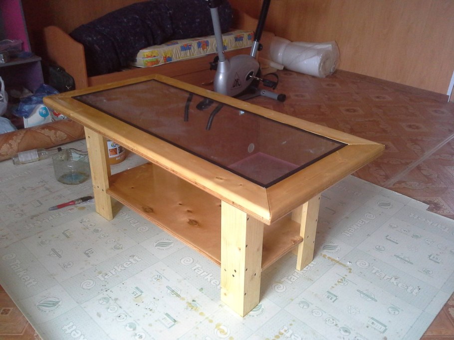 Самодельный кухонный стол