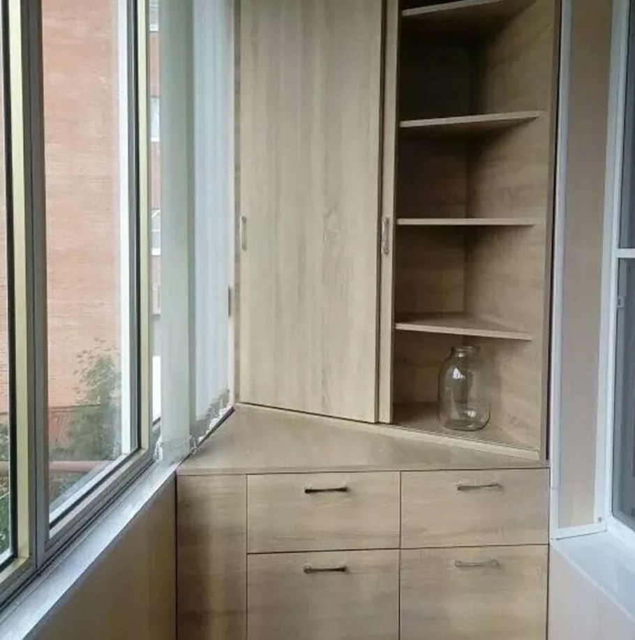 Шкаф на балкон