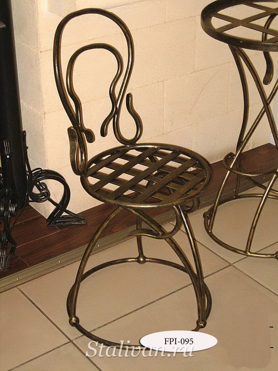 Кованый табурет фото