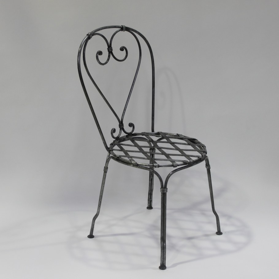 Стулья из металла