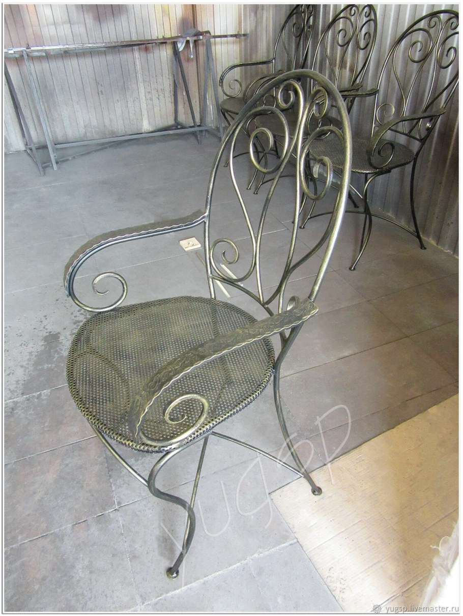 Стул холодная ковка