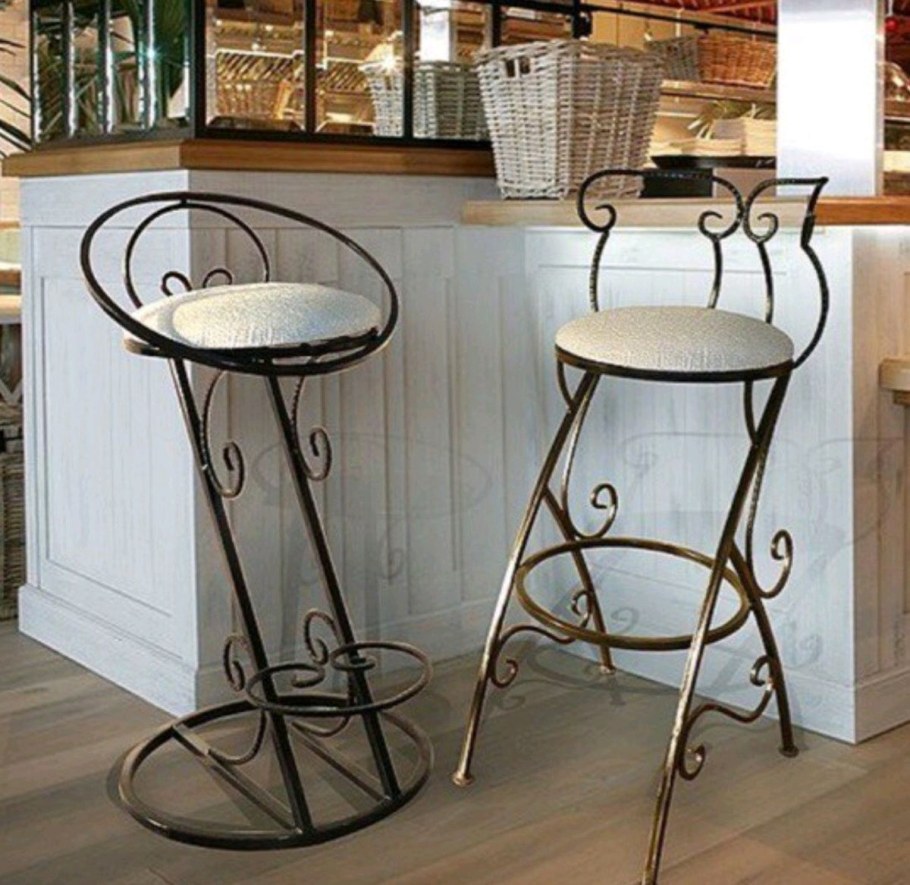 Кованые барные стулья
