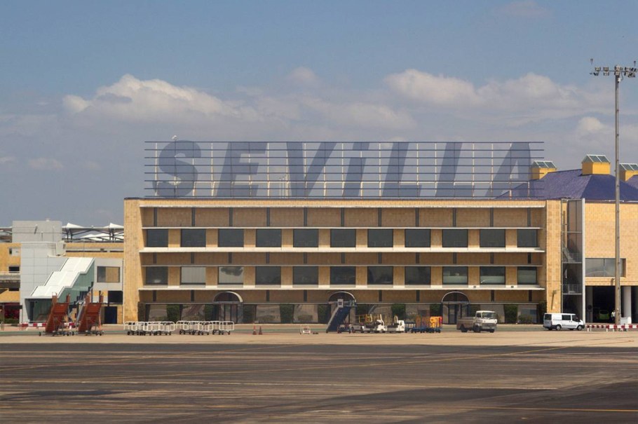 Севилья аэропорт собор