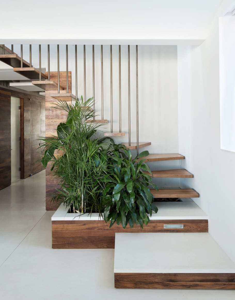 Озеленение лестницы