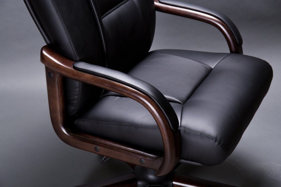 Кресло для руководителя Bonn